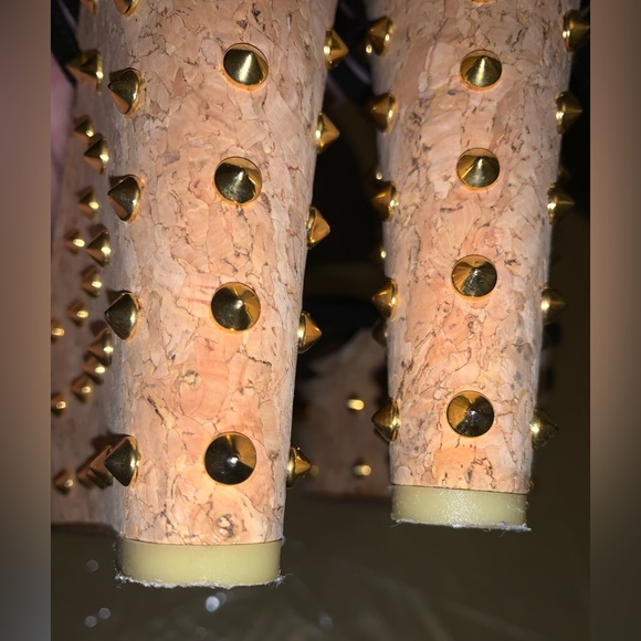 Gucci Black Gold Studded Cork Wedges Sandal-38 - Picture 8 of 11